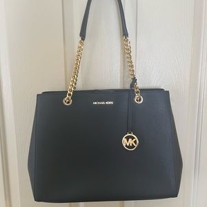New Michael kors bag